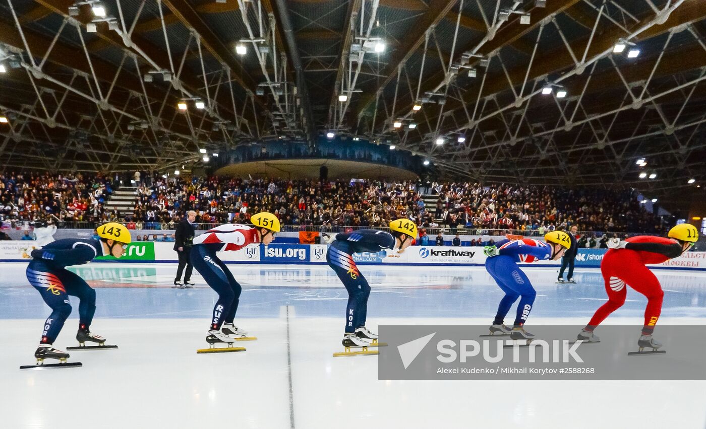 World Short Track Speed Skating Championships. Day Three