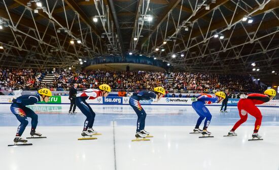 World Short Track Speed Skating Championships. Day Three