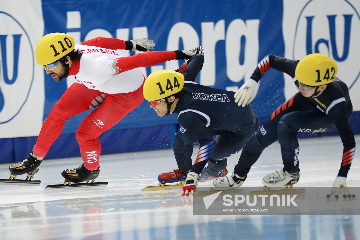 World Short Track Speed Skating Championships. Day Three