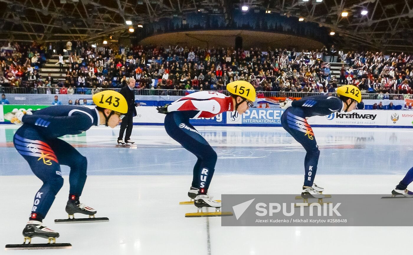 World Short Track Speed Skating Championships. Day Three