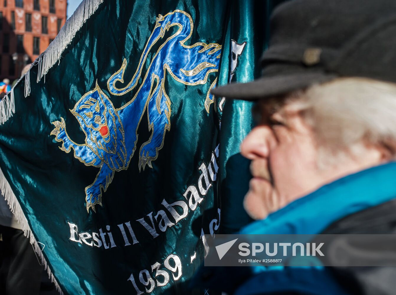March to commemorate Latvian Legion of the Waffen-SS in Riga