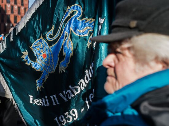 March to commemorate Latvian Legion of the Waffen-SS in Riga