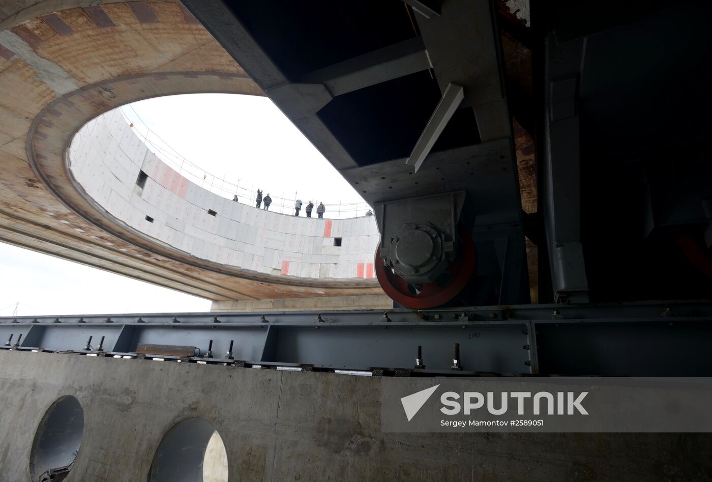 Dmitry Rogozin visits the Vostochny space center in the Amur Region
