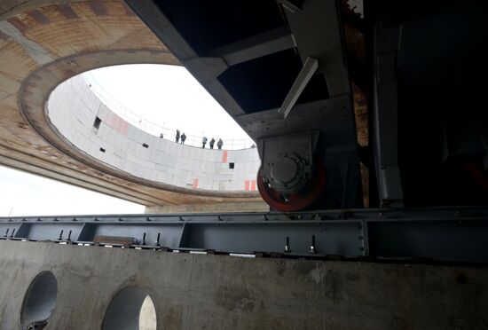 Dmitry Rogozin visits the Vostochny space center in the Amur Region
