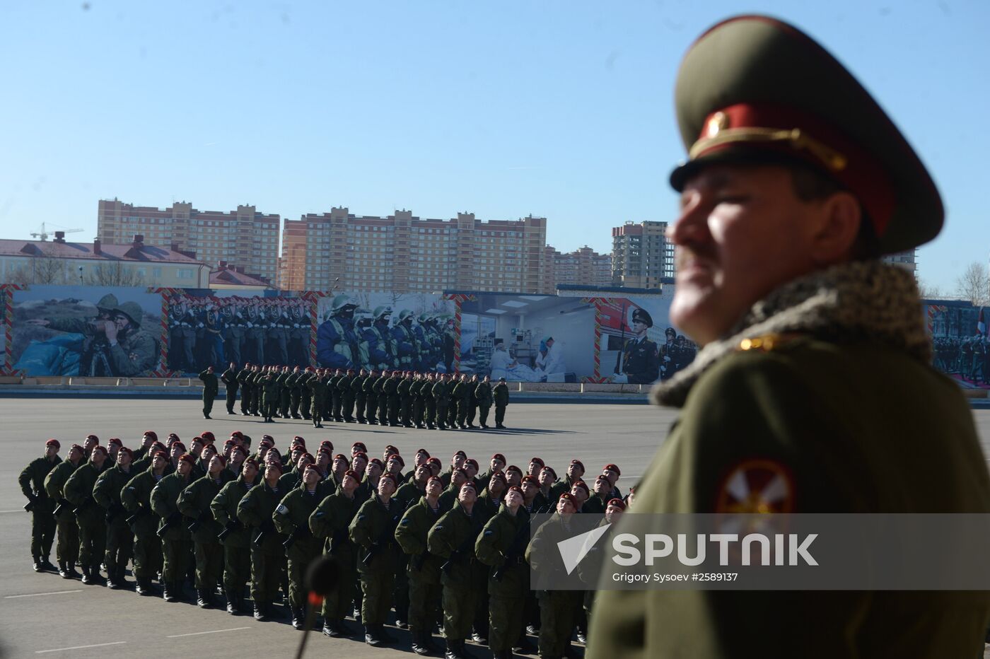 Soldiers of the Dzerzhinsky Division train for Victory Day parade