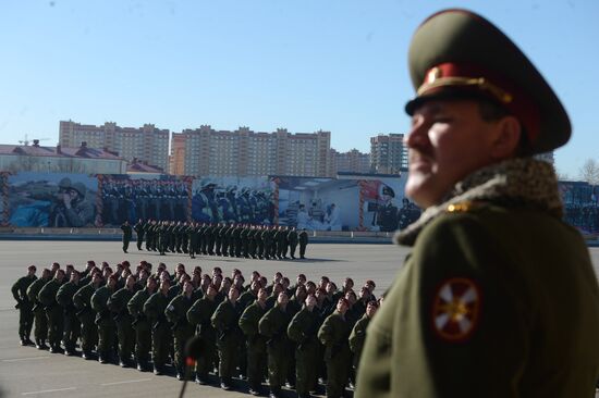 Soldiers of the Dzerzhinsky Division train for Victory Day parade
