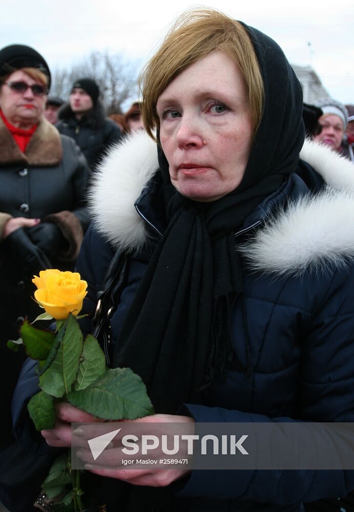 A rally in memory of children who perished in Donbass