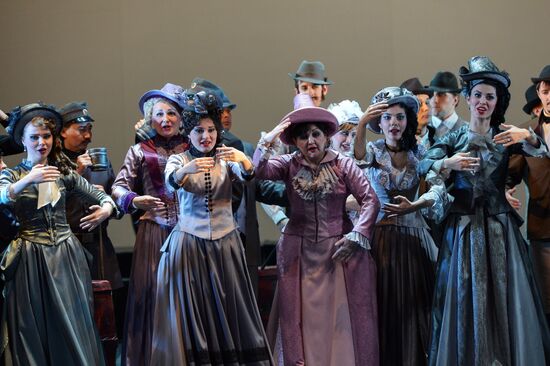 Faust opera