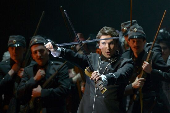 Faust opera