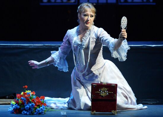 Faust opera