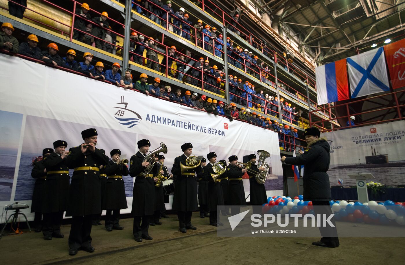 Assembly begins of diesel-electric submarine "Velikiye Luki" in St. Petersburg