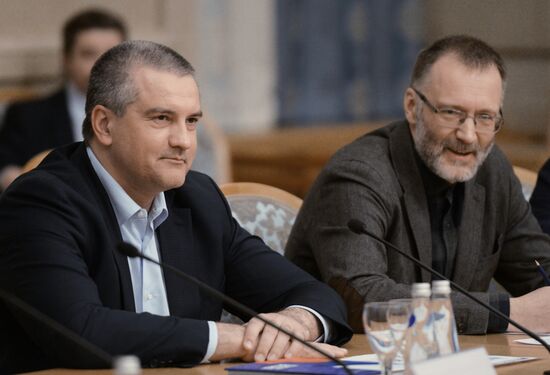 Roundtable on first anniversary of Crimea's reunification with Russia