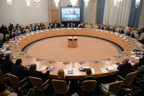 Roundtable on first anniversary of Crimea's reunification with Russia