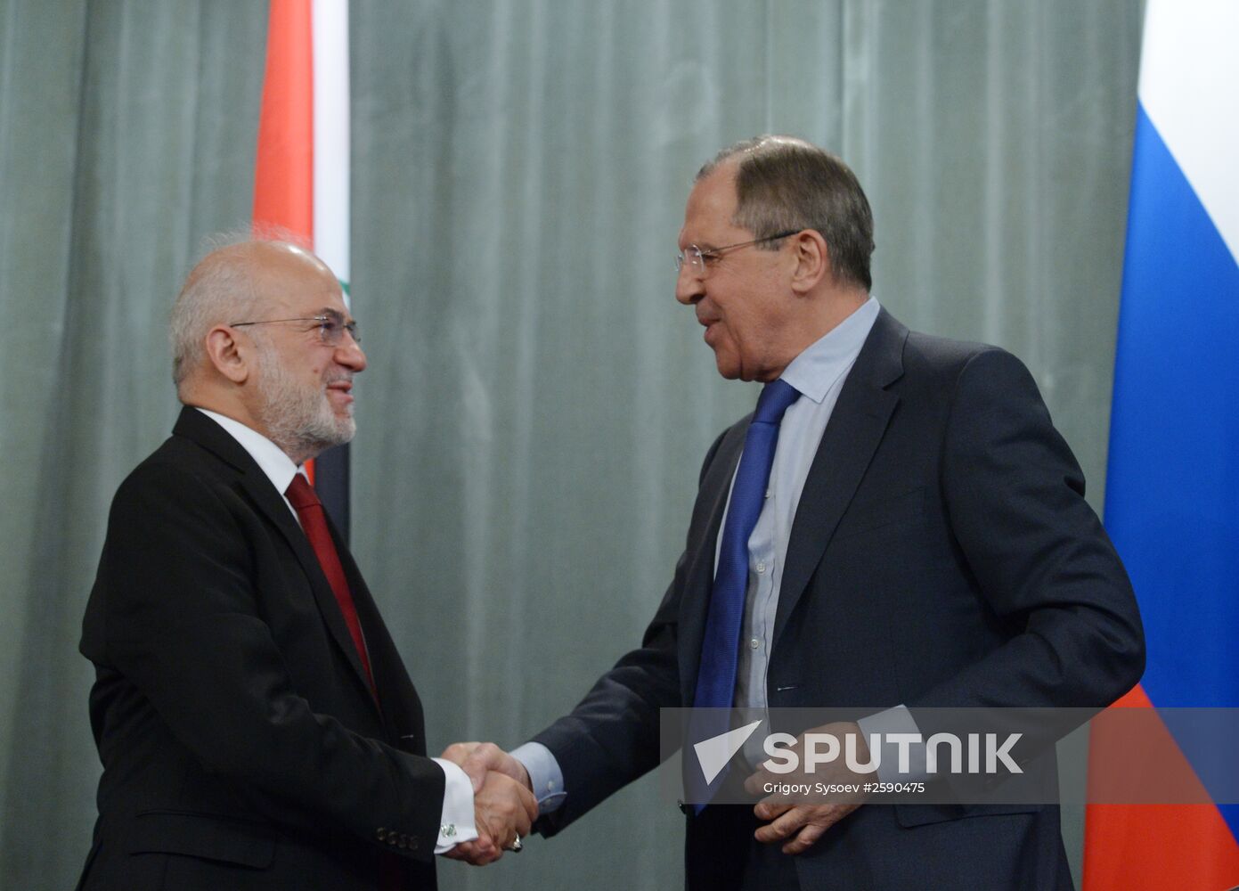Russian Foreign Minister Sergei Lavrov meets with his Iraqi counterpart Ibrahim al-Jaafar