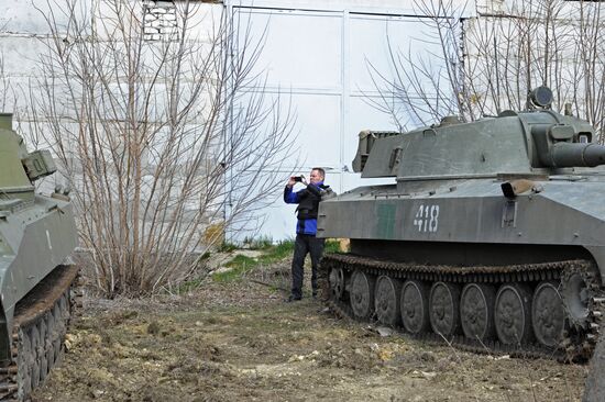 OSCE monitors heavy artillery withdrawal in Donetsk Region