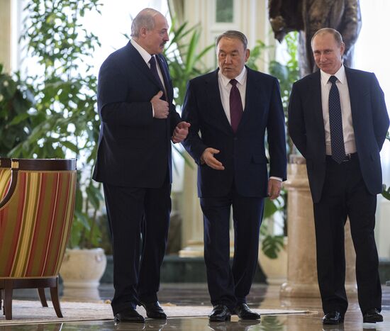 Vladimir Putin visits Kazakhstan