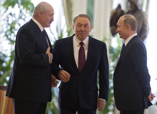 Vladimir Putin visits Kazakhstan