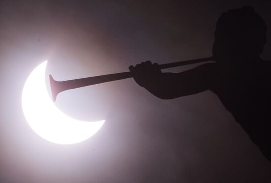 Solar eclipse