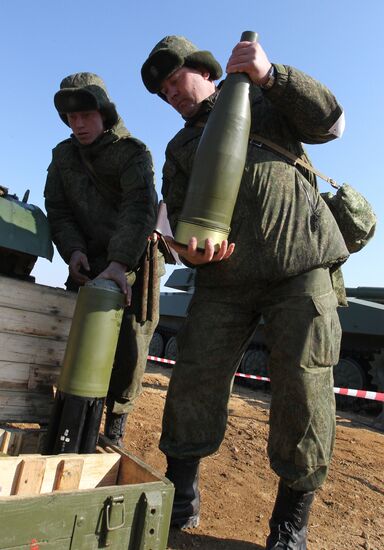 Artillery drill held at Sergeyevsky base in Primorsky Territory