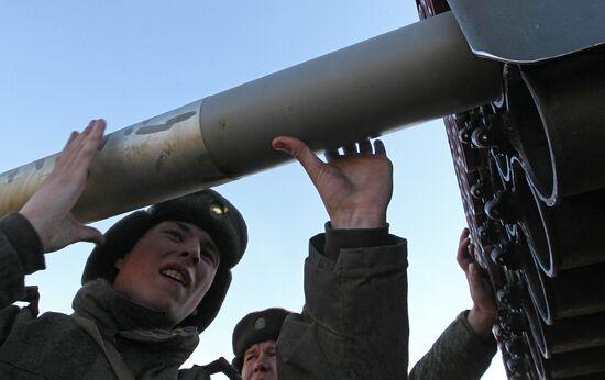 Artillery drill held at Sergeyevsky base in Primorsky Territory