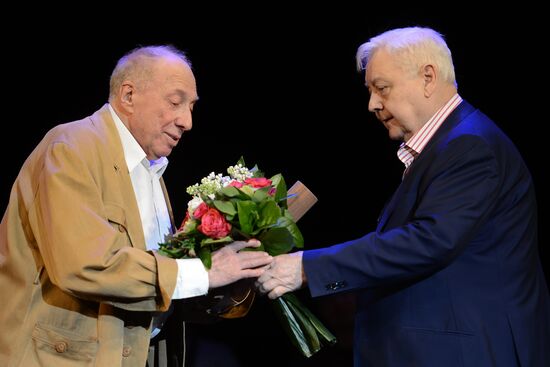 Sergei Yursky performs in Flying with an Angel. Chagall