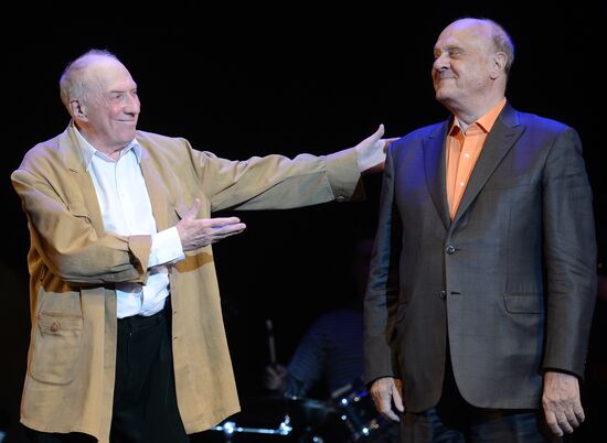 Sergei Yursky performs in Flying with an Angel. Chagall