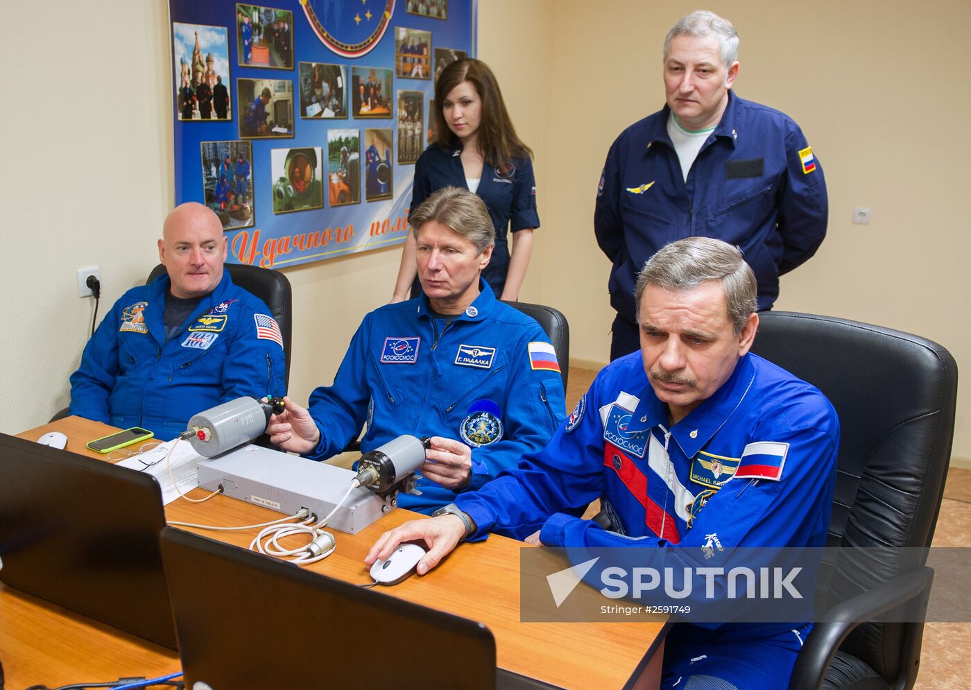 ISS-43/44 main crew training sessions in Baikonur