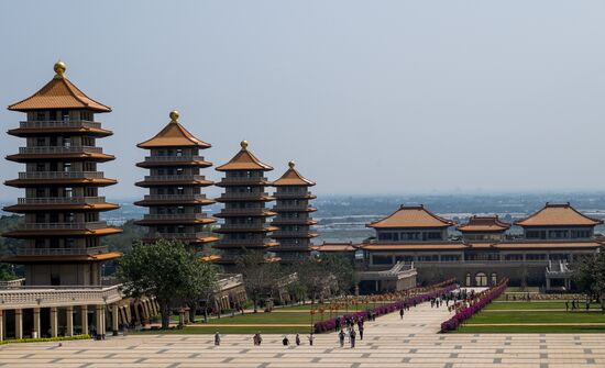 Cities of the world. Kaohsiung