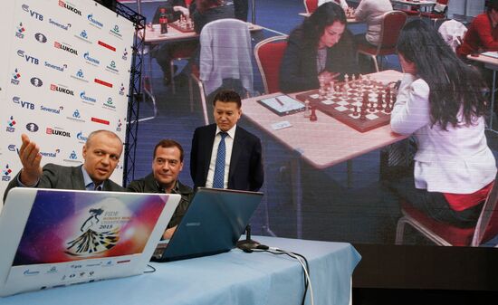 Prime Minister Dmitry Medvedev visits Women's World Chess Championship in Sochi