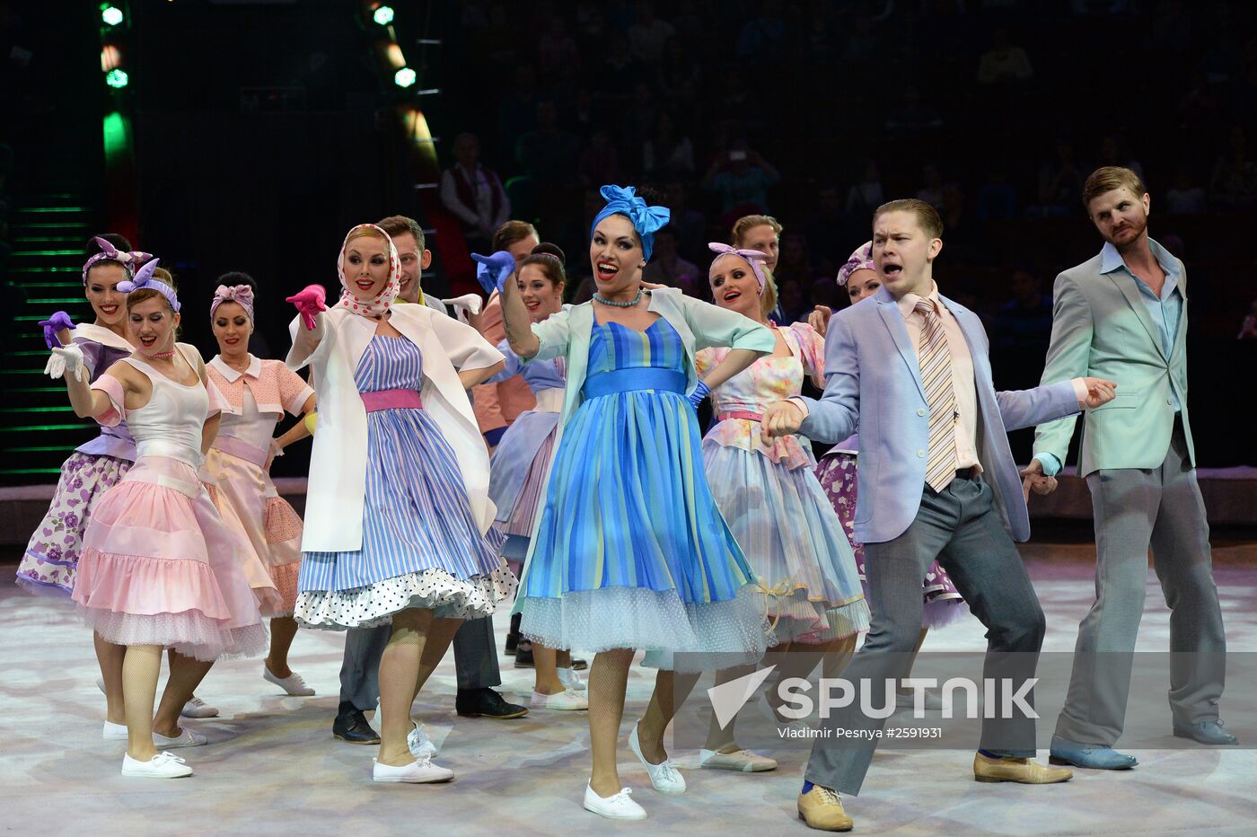 Like Russian circus show premieres in Moscow