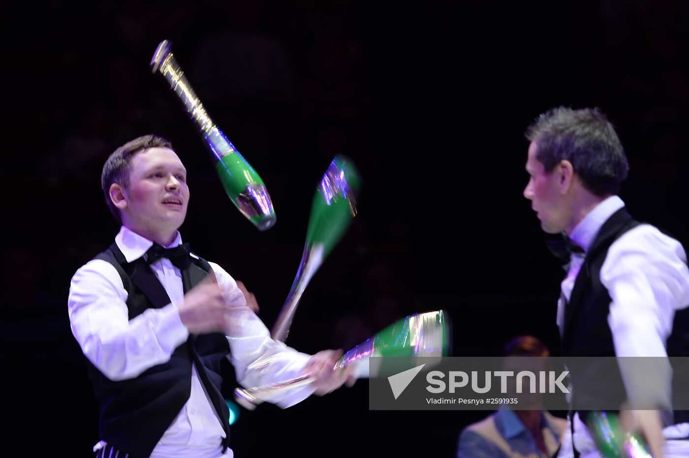 Like Russian circus show premieres in Moscow