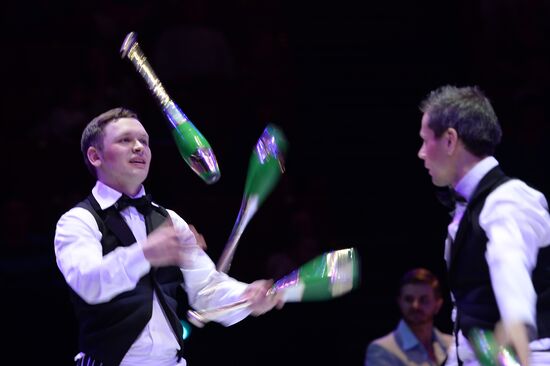 Like Russian circus show premieres in Moscow