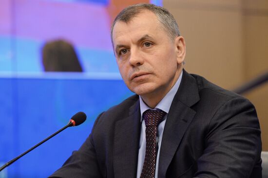 Photo exhibition on Russia-Crimea reunification opens in Moscow