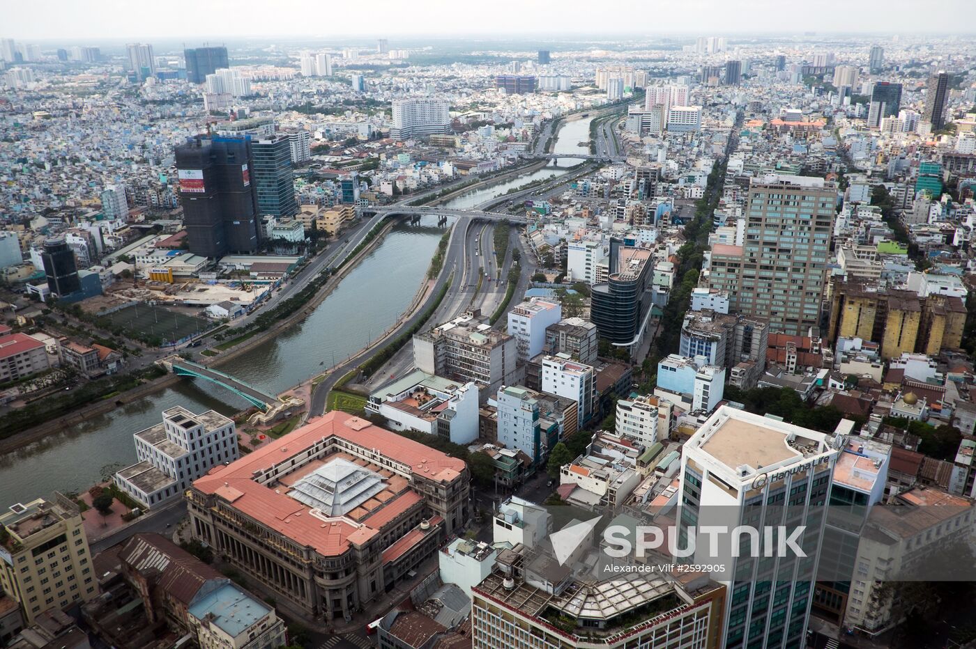 Cities of the world. Ho Chi Minh City