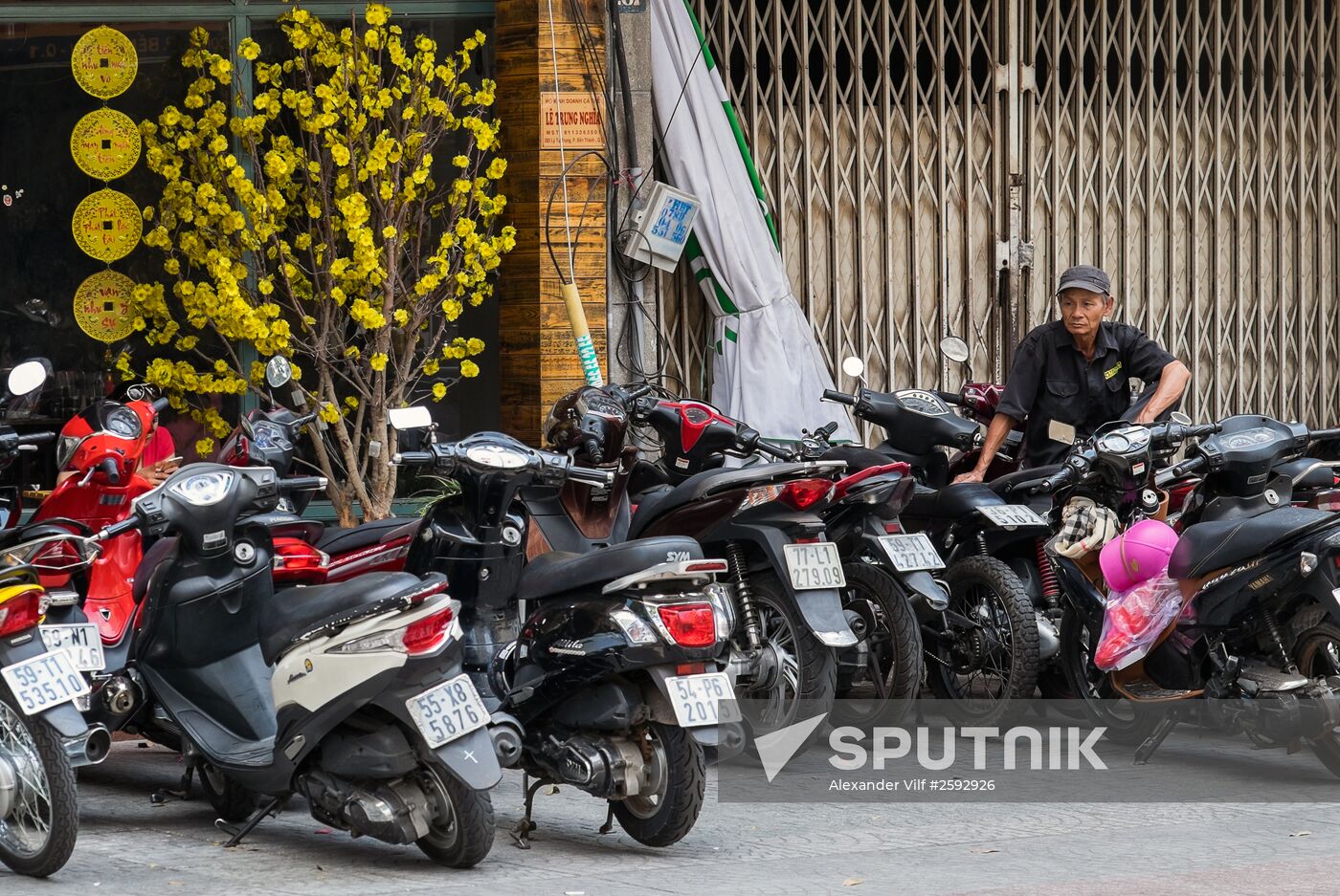 Cities of the world. Ho Chi Minh City