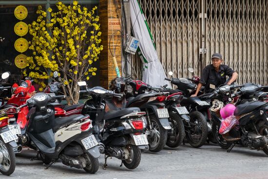 Cities of the world. Ho Chi Minh City
