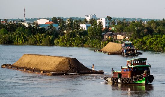 Cities of the world. Ho Chi Minh City