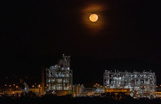 Cities of the world. Ho Chi Minh City