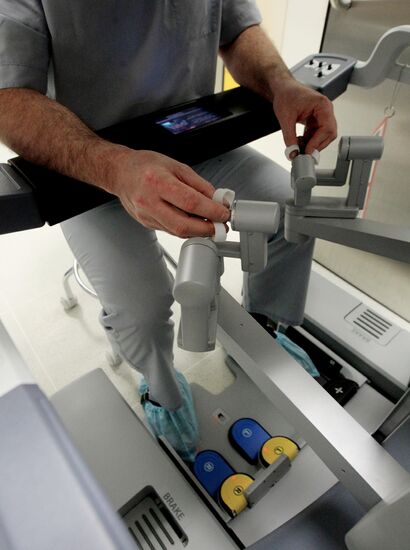Da Vinci Surgical System treats patient in Vladivostok