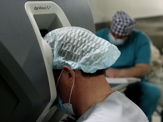 Da Vinci Surgical System treats patient in Vladivostok