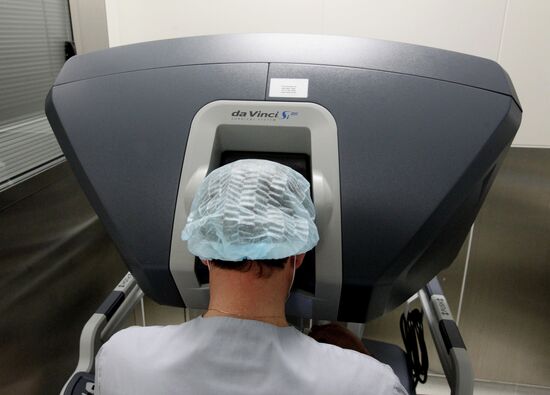 Da Vinci Surgical System treats patient in Vladivostok