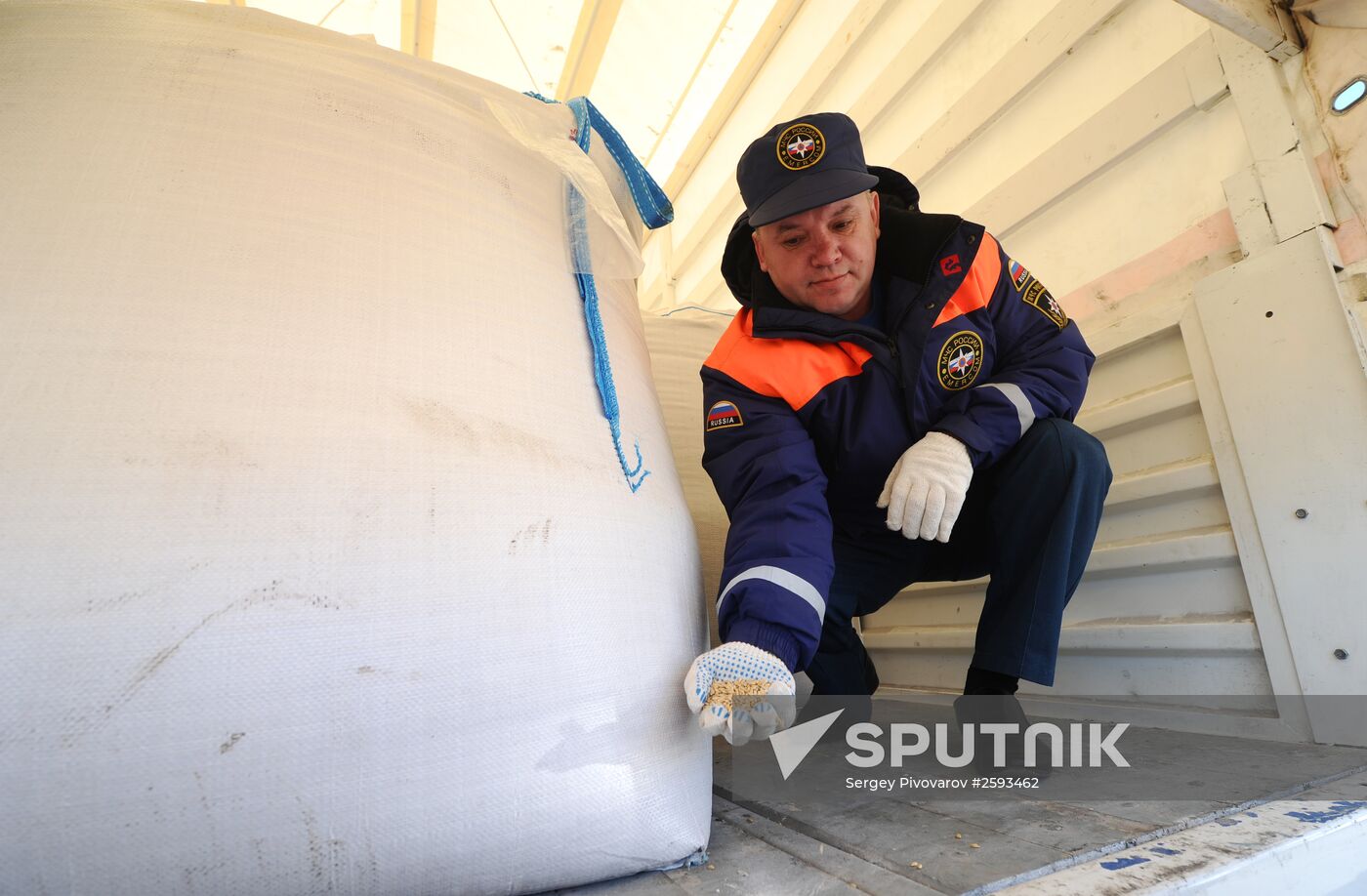 Humanitarian relief convoy in the Rostov Region prepares to leave for southeastern Ukraine