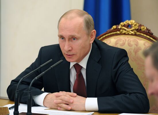 Russian President Vladimir Putin chairs Government meeting