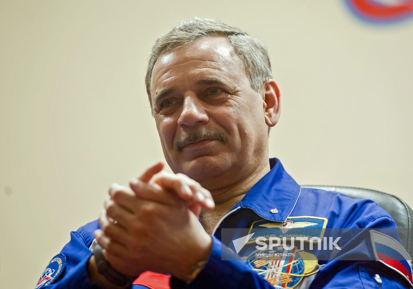 News conference of 43/44 ISS expedition crews