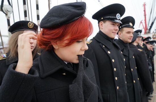 The Sedov training tall ship sets sail on voyage marking 70th anniversary of Great Victory