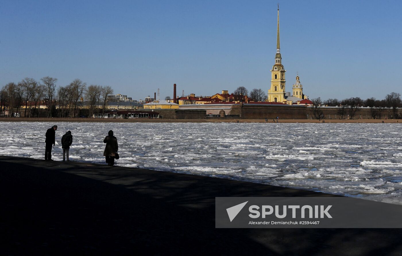 Ice movement on the Neva River