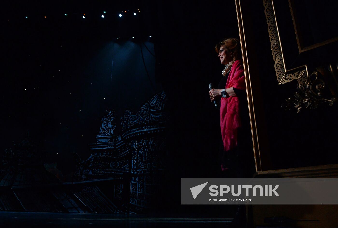 Lubov Kazarnovskaya gives master class