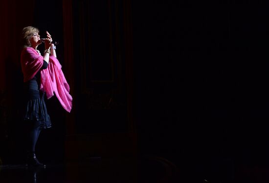 Lubov Kazarnovskaya gives master class