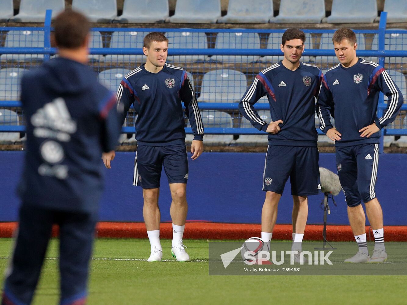 Football. Euro 2016 qualifying tournament. Russian national team's training