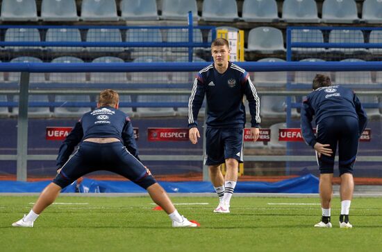 Football. Euro 2016 qualifying tournament. Russian national team's training